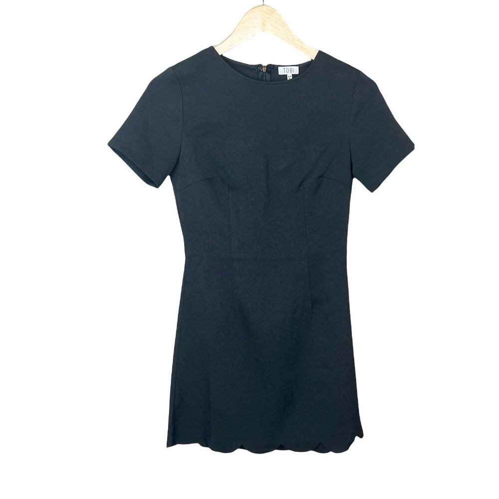 Tobi Scalloped Hem Short Sleeve Black Mini Dress Size Small